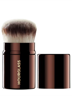 Hourglass Retractable Kabuki Brush