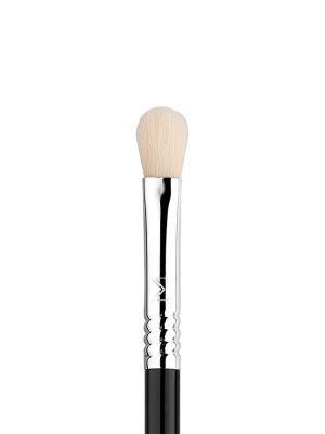 Sigma Beauty E25 – Blending Brush