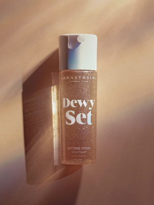 ANASTASIA BEVERLY HILLS Dewy Set Setting Spray Dewy Set Setting Spray