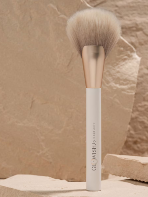 Huda Beauty GloWish Airbrush Finish Brush