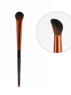 DANESSA MYRICKS Yumy Face Targeted All Over Face Concealer & Sculpt Brush