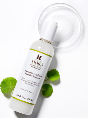 Kiehl’s Centella Sensitive Facial Cleanser 250ml