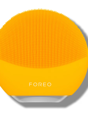 FOREO LUNA Mini 3 Dual-Sided Face Brush For All Skin Types – Sunflower Yellow – USB Plug